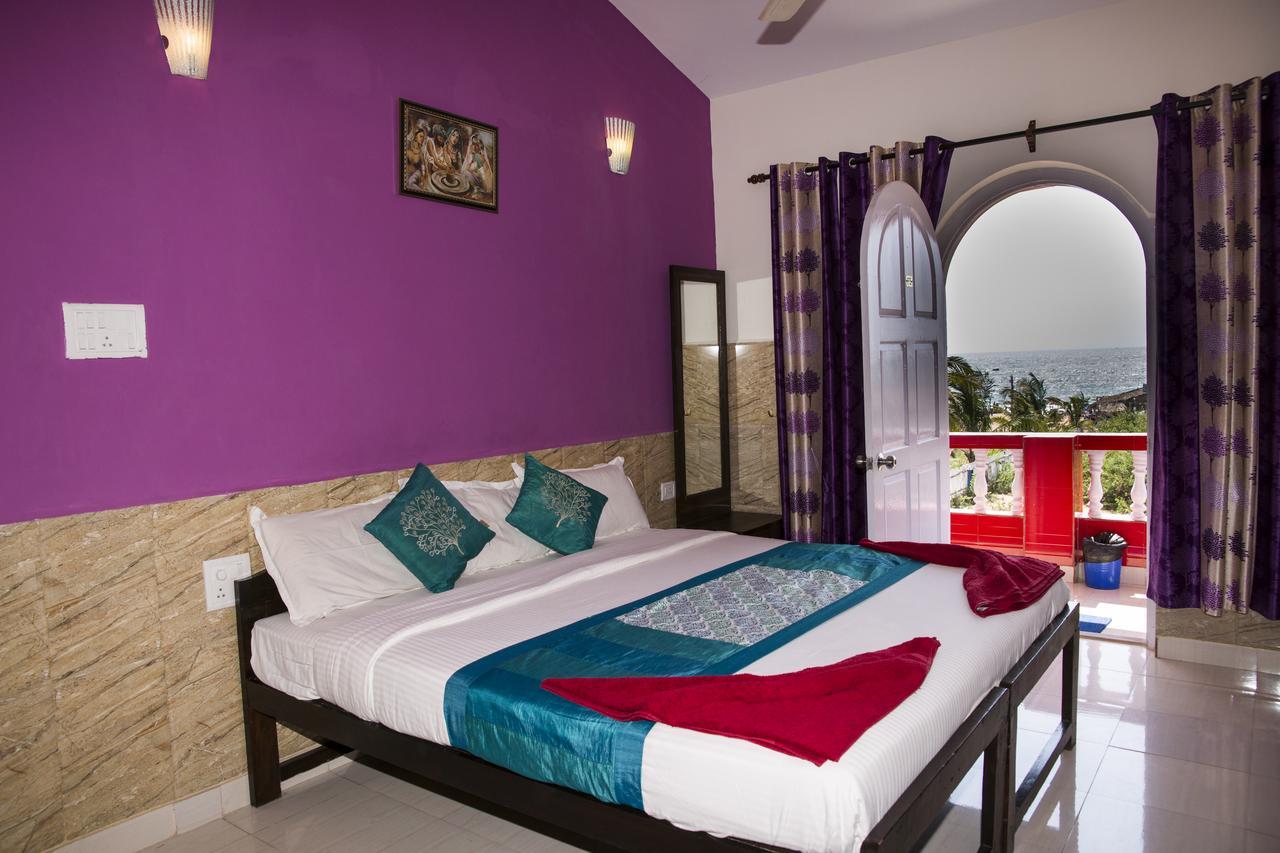 Oceans 7 Inn Calangute Ngoại thất bức ảnh