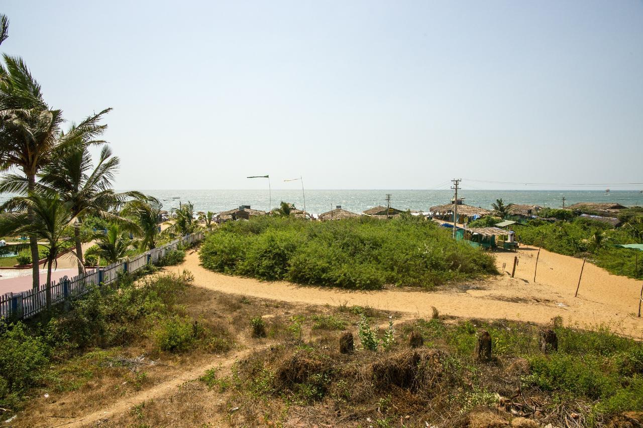 Oceans 7 Inn Calangute Ngoại thất bức ảnh